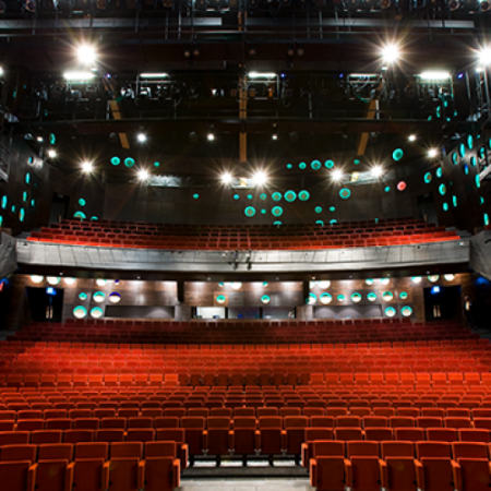 media_6528_fit_750-500-center_85-wilmink_cadeaukaart_sfeer_2 https://podiumcadeaukaart.nl/bestel-een-cadeaukaart/speciale-edities-podium-cadeaukaart/wilminktheater-en-muziekcentrum-enschede